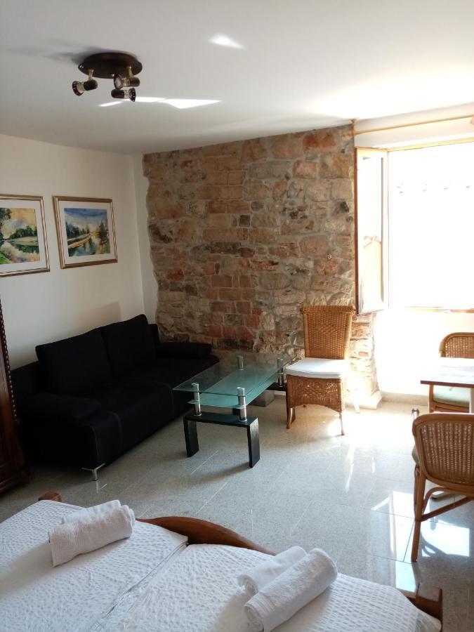Casa Di Marko 105 M2 Garden Lägenhet Rovinj Exteriör bild